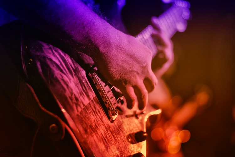 fun-songs-to-learn-on-guitar
