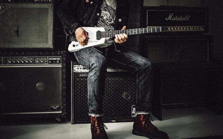 Good-Songs-To-Play-On-Guitar