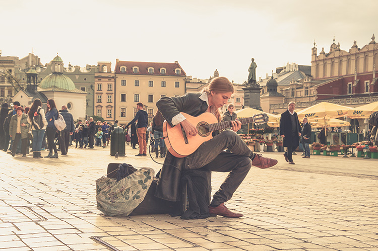classical-guitar-lesson