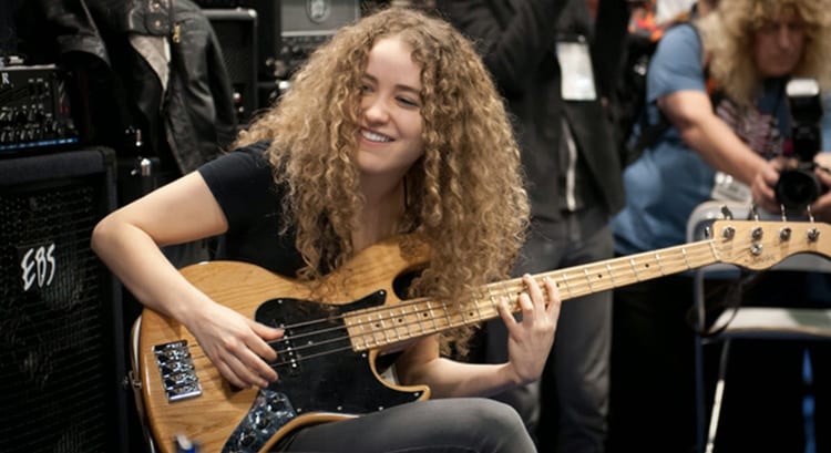 how to play guitar for beginners
